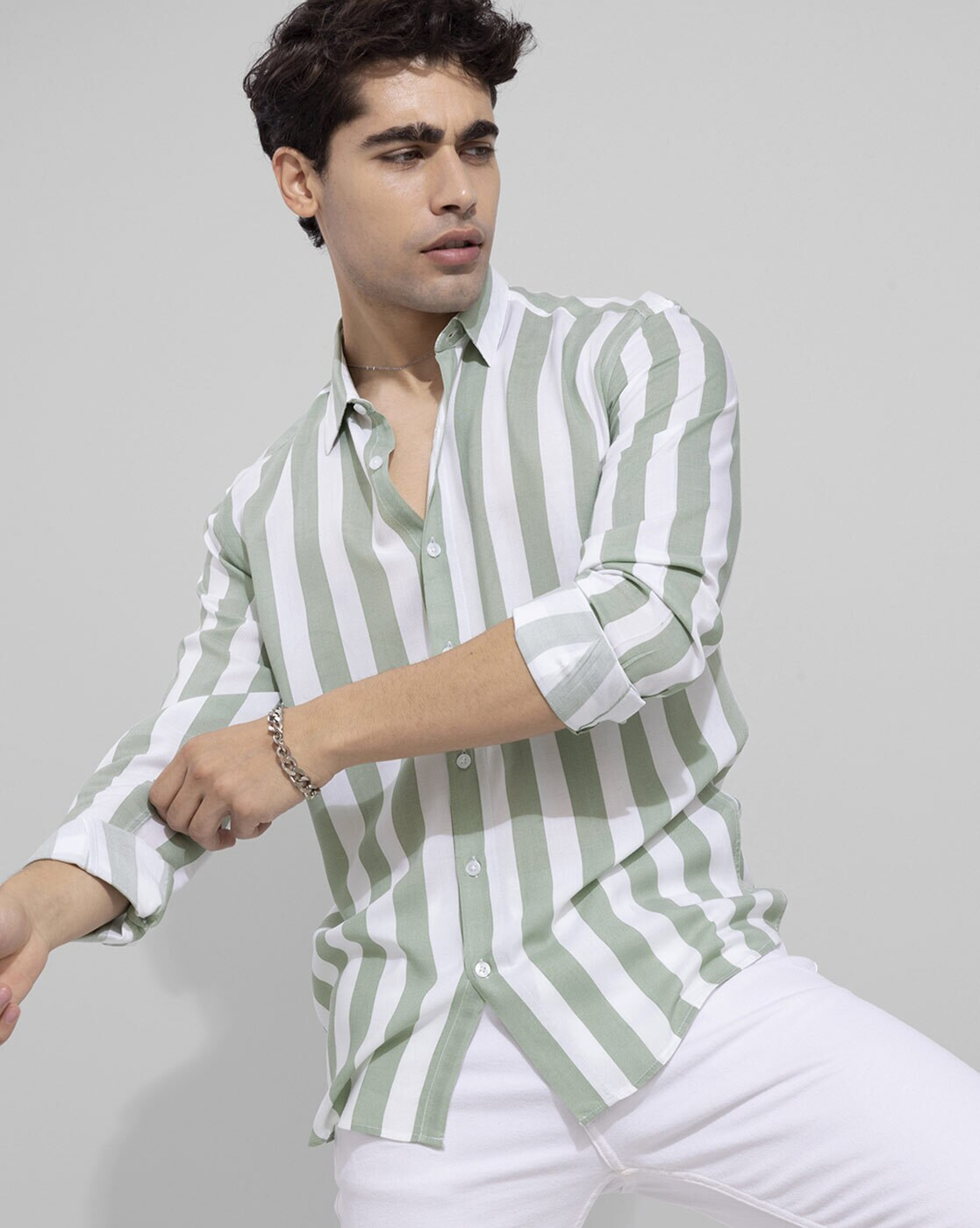 Slim Fit Striped Spread Collar Casual Shirt
